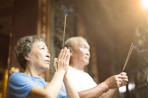 家裡有神明|【風水特輯】沒時間祭拜家中安奉的神明、祖先？你可以這樣做！。